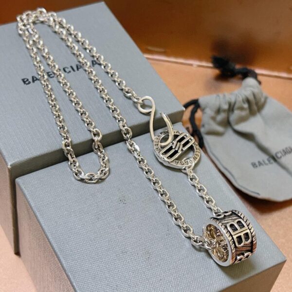 replica,repliche,fake,1:1,earrings,bracelet,ring,jewelry Nuova collana Balenciaga (4341)
