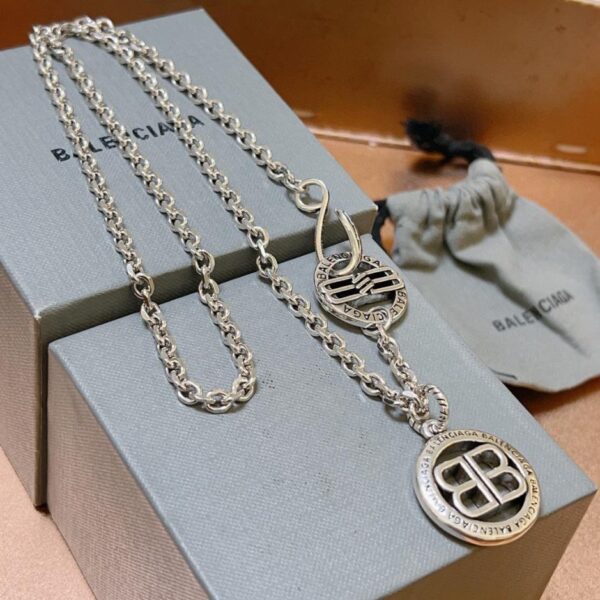 replica,repliche,fake,1:1,earrings,bracelet,ring,jewelry Nuova collana Balenciaga (992D)