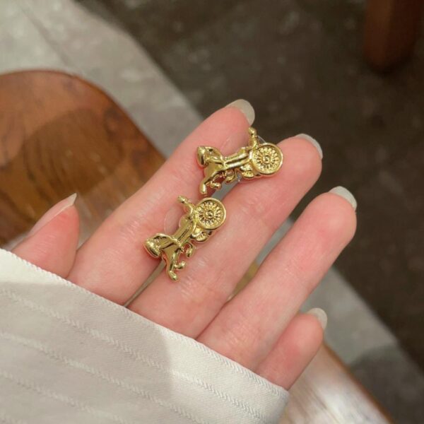 replica,repliche,fake,1:1,earrings,bracelet,ring,jewelry Orecchini Celine materiale ottone (2C08)