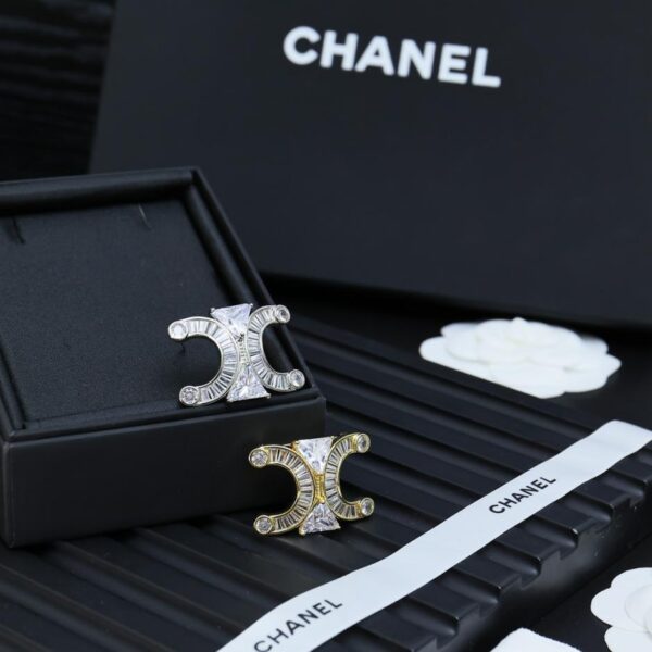 replica,repliche,fake,1:1,earrings,bracelet,ring,jewelry Spilla Celine Arc de Triomphe con lettera piena di diamanti (1C11)