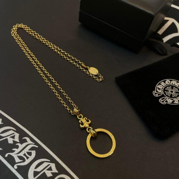 replica,repliche,fake,1:1,earrings,bracelet,ring,jewelry [Contro qualità] Cuori cromati Nuovo classico Collana multi-elemento in oro Scout Fiore Anello pendente (D57F)