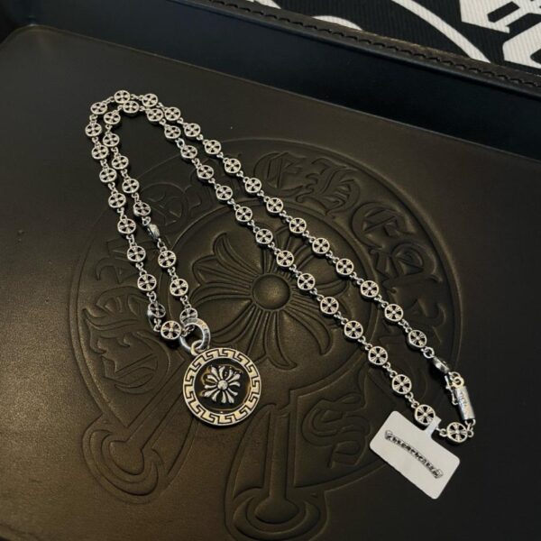 replica,repliche,fake,1:1,earrings,bracelet,ring,jewelry [Contro qualità] Collana con ciondolo a forma di croce e cerchio con croce, nuova classica, retrò, con cuori cromati (F89C)