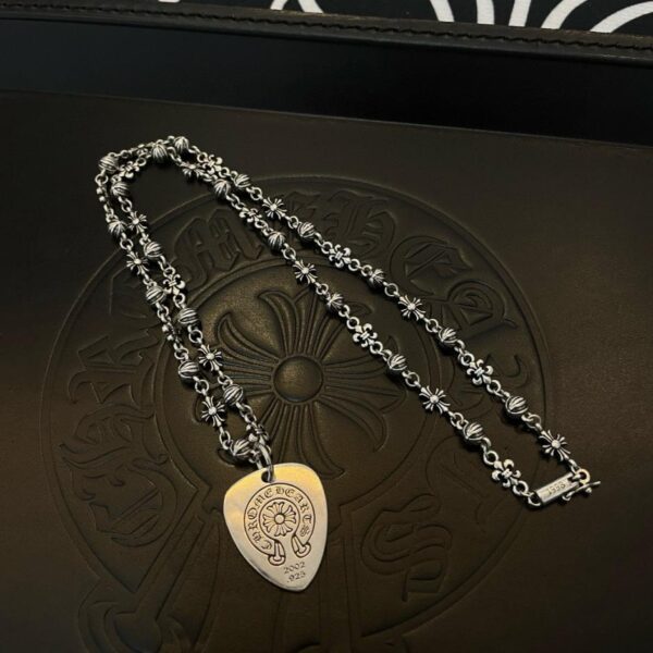 replica,repliche,fake,1:1,earrings,bracelet,ring,jewelry [Controqualità] Chrome Hearts nuova collana classica retrò pendente a forma di cuore a ferro di cavallo (22B2)