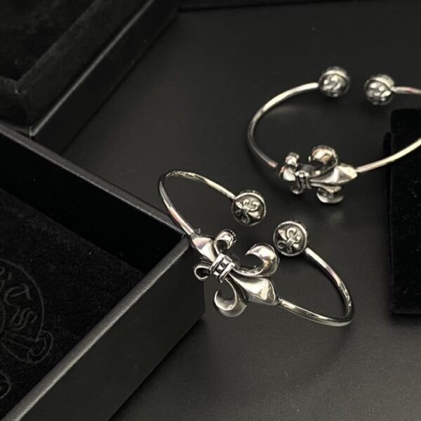 replica,repliche,fake,1:1,earrings,bracelet,ring,jewelry Bracciale con ancora cuore di corvo (BC25)