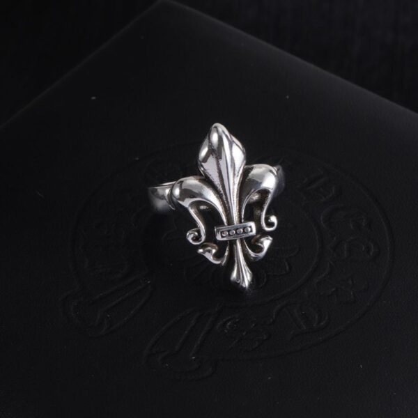 replica,repliche,fake,1:1,earrings,bracelet,ring,jewelry  Anello con cuori cromati (2EAA)