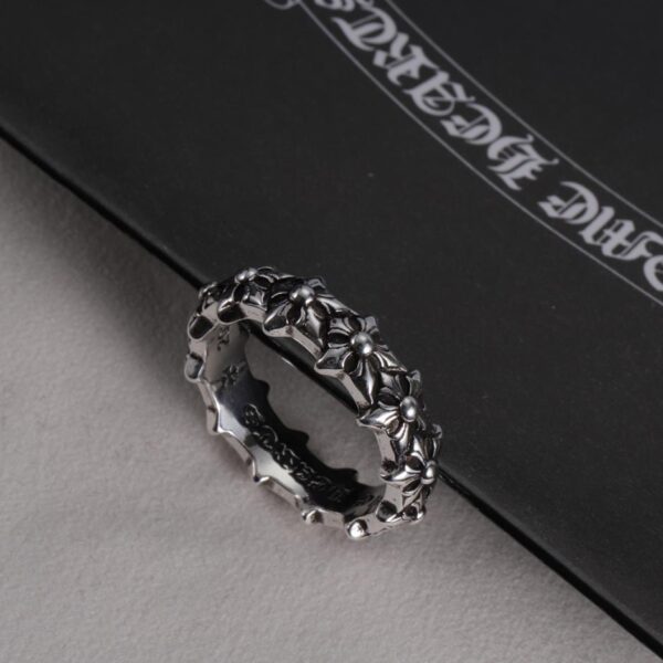 replica,repliche,fake,1:1,earrings,bracelet,ring,jewelry  Anello con cuori cromati (5C22)
