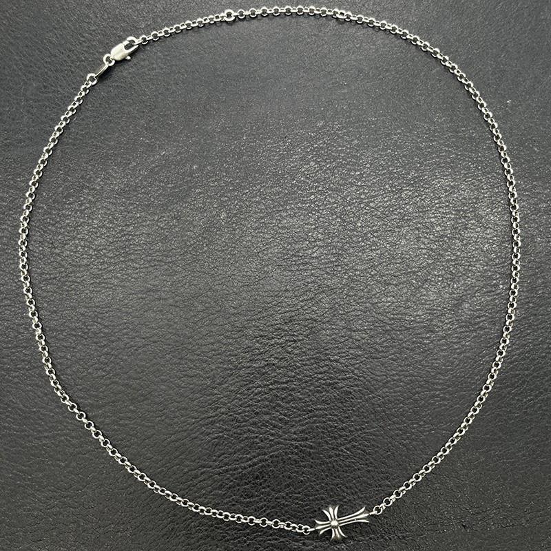 replica,repliche,fake,1:1,earrings,bracelet,ring,jewelry Catena vintage a forma di croce in argento con clavicola e cuore di corvo (E23B) replica,repliche,fake,1:1,earrings,bracelet,ring,jewelry Catena vintage a forma di croce in argento con clavicola e cuore di corvo (E23B)