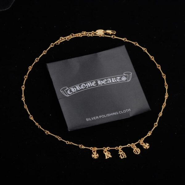 replica,repliche,fake,1:1,earrings,bracelet,ring,jewelry Collana con cuore di corvo (BFCB)