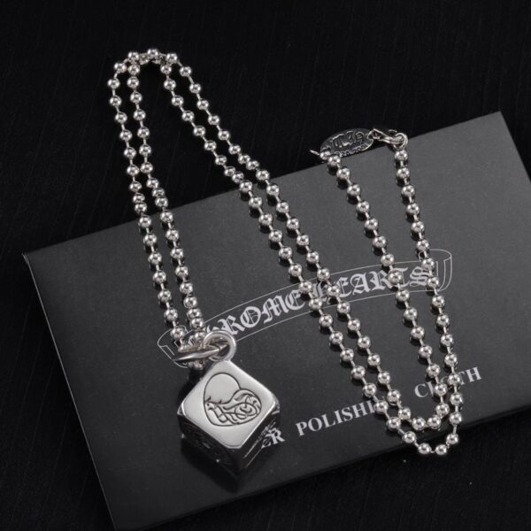 replica,repliche,fake,1:1,earrings,bracelet,ring,jewelry  Collana multielemento Cuori Cromati (D837)