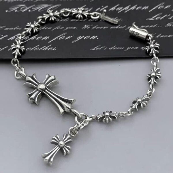 replica,repliche,fake,1:1,earrings,bracelet,ring,jewelry Catena a croce con cuore di corvo (7CEF)
