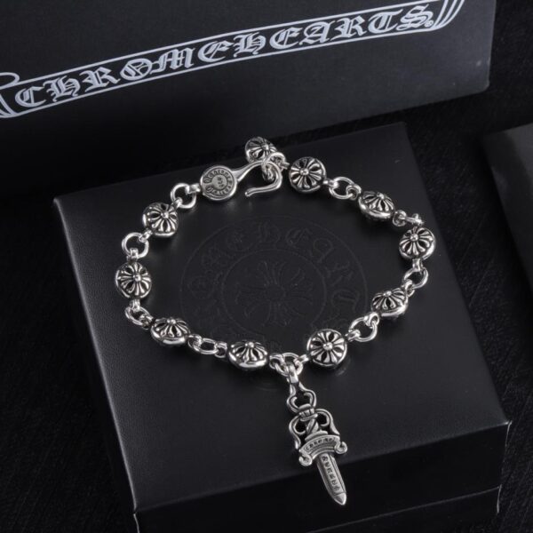 replica,repliche,fake,1:1,earrings,bracelet,ring,jewelry  Bracciale con cuori cromati (F439)