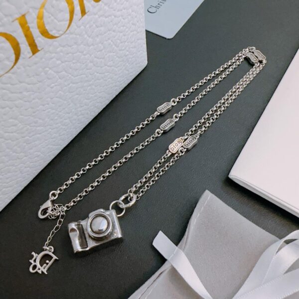 replica,repliche,fake,1:1,earrings,bracelet,ring,jewelry Collana DIOR New Counter Coppia Stile (F0A5)
