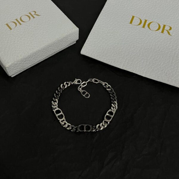 replica,repliche,fake,1:1,earrings,bracelet,ring,jewelry I bracciali Dior sono tutti nuovi su tutti i banchi (A8EB)