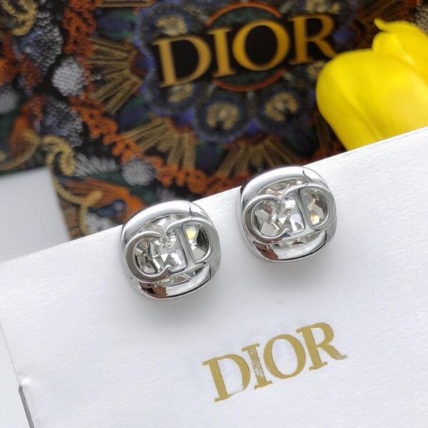 replica,repliche,fake,1:1,earrings,bracelet,ring,jewelry L’ultimo CD di Dior con diamanti (54DA)