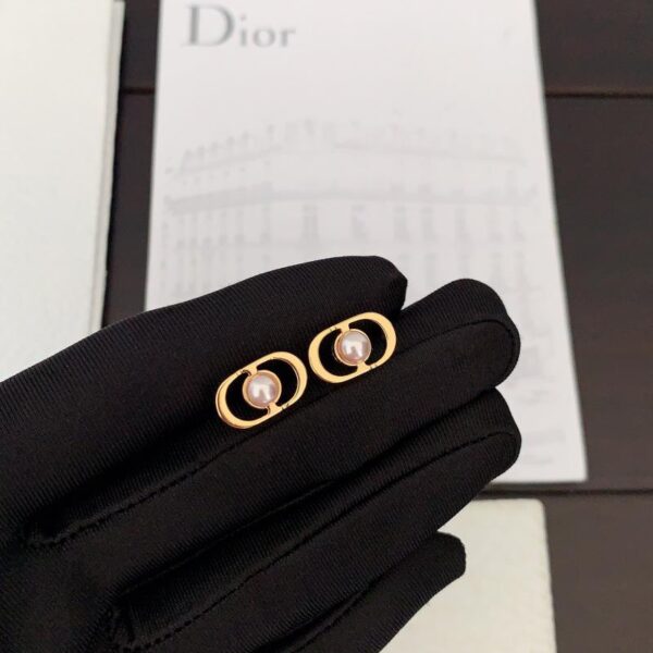 Dior ultimo cd orecchini di perle bianche (9E56)