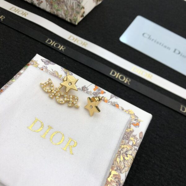 Dior nuovi orecchini con lettera contatore coerente (B085)