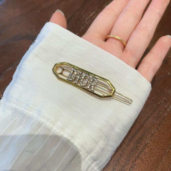 replica,repliche,fake,1:1,earrings,bracelet,ring,jewelry Fermacapelli Dior letter contatore nuovo modello (7EA4)