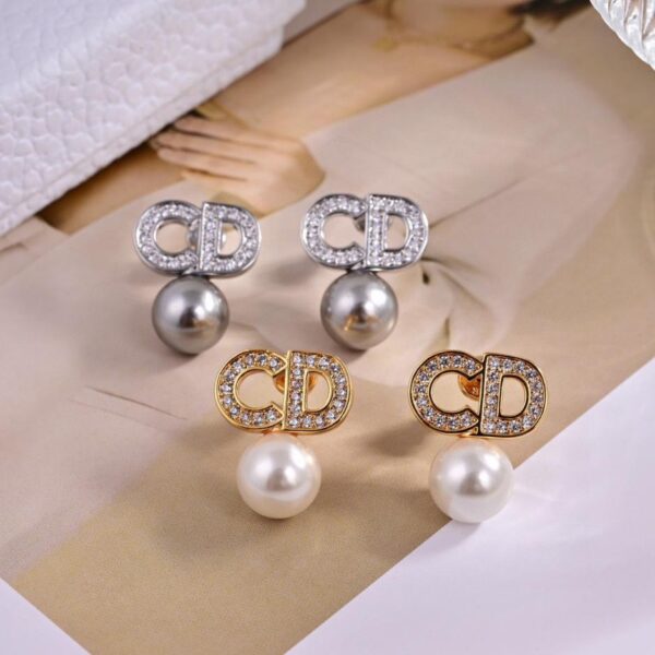 replica,repliche,fake,1:1,earrings,bracelet,ring,jewelry Orecchini Dior nuova lettera (FA76)