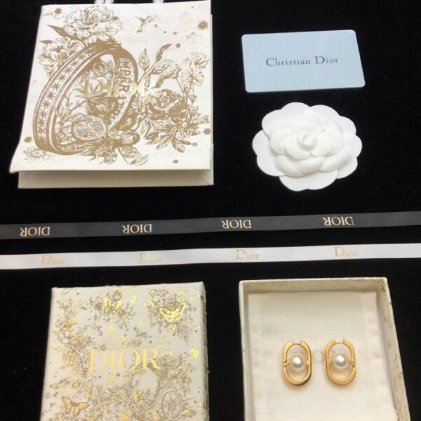 replica,repliche,fake,1:1,earrings,bracelet,ring,jewelry Orecchini a bottone Dior Pearl CD Ottone placcato oro 18 carati (0F01)