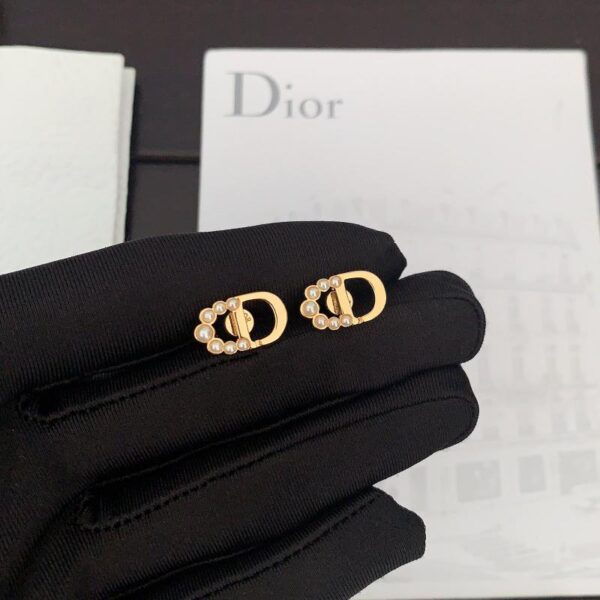 replica,repliche,fake,1:1,earrings,bracelet,ring,jewelry Ultimi orecchini di perle CD Dior (C36A)