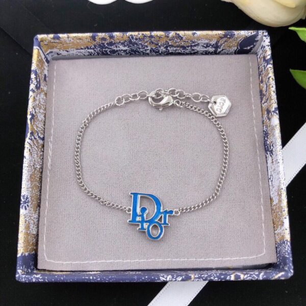 Bracciale Dior realizzato con tecnologia di gocciolamento di olio blu (2DF5)