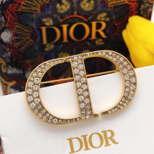 replica,repliche,fake,1:1,earrings,bracelet,ring,jewelry Nuovo prodotto Dior Spilla con diamanti CD (DB03)