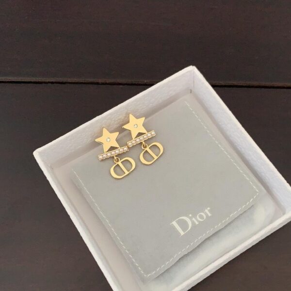 replica,repliche,fake,1:1,earrings,bracelet,ring,jewelry Dior ultimi orecchini a bottone orizzontali con stella a cinque punte (0973)