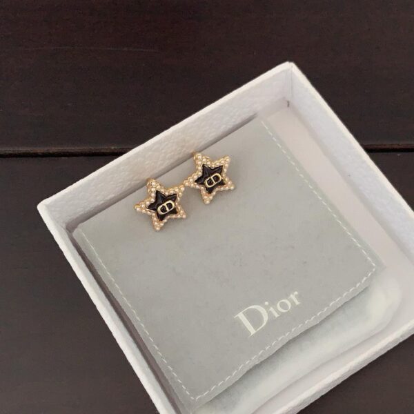 replica,repliche,fake,1:1,earrings,bracelet,ring,jewelry Ultimi orecchini Dior CD con stella nera a cinque punte (A122)