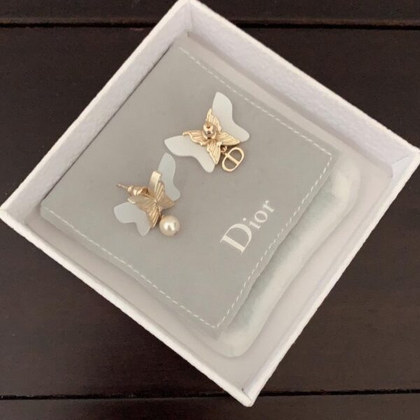 replica,repliche,fake,1:1,earrings,bracelet,ring,jewelry Ultimi orecchini a farfalla bianchi di Dior (8D1C)