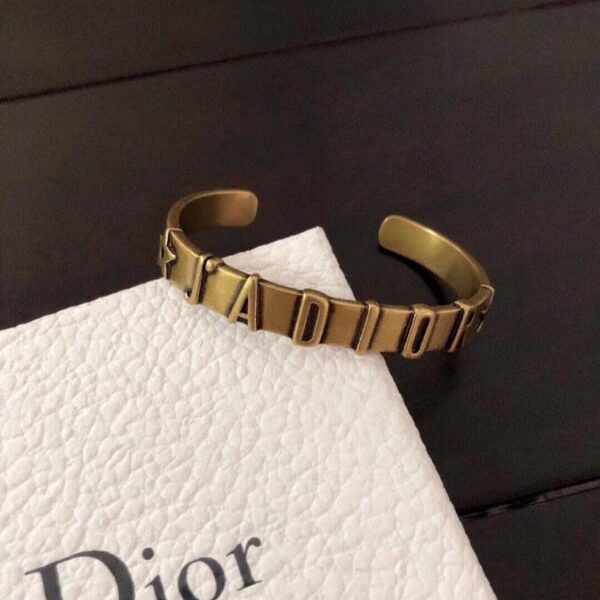 Bracciale Dior vintage con lettera Dior (86CE)