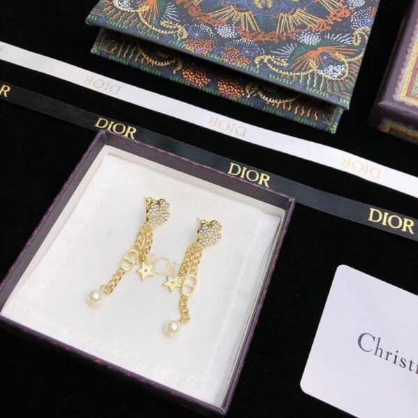 replica,repliche,fake,1:1,earrings,bracelet,ring,jewelry Orecchini Dior New Letter contatore uniforme in ottone (A49A)