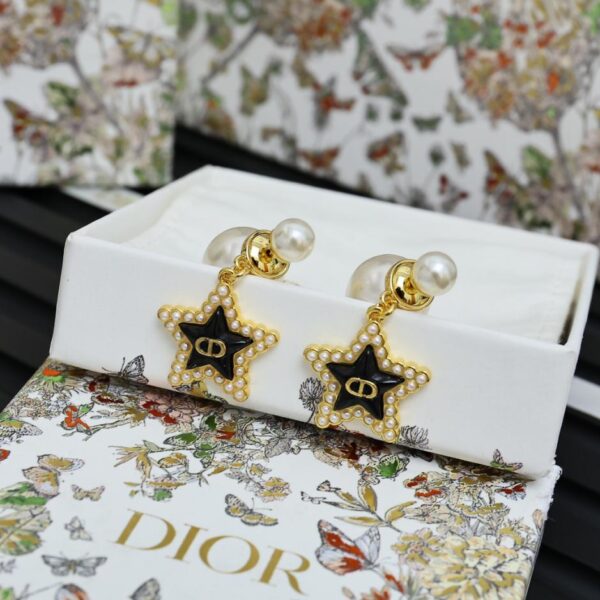 replica,repliche,fake,1:1,earrings,bracelet,ring,jewelry Dior 25 inizio primavera Cruise piccoli orecchini con perle stella a cinque punte (ADEB)