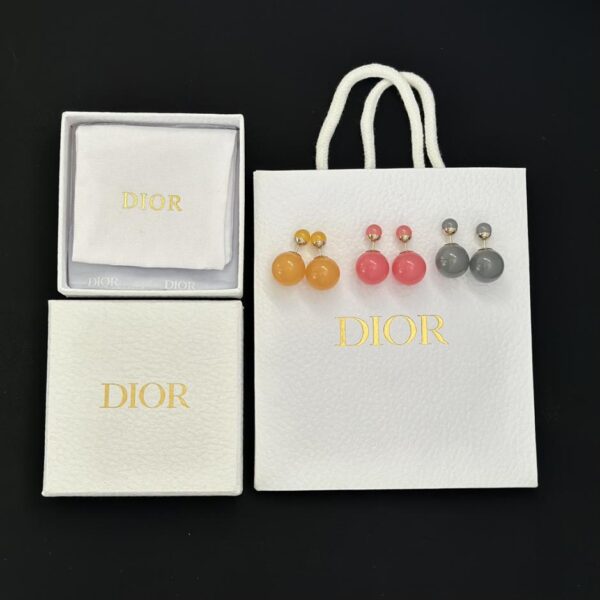 replica,repliche,fake,1:1,earrings,bracelet,ring,jewelry Orecchini a bottone con perline Dior formato caramella (615D)