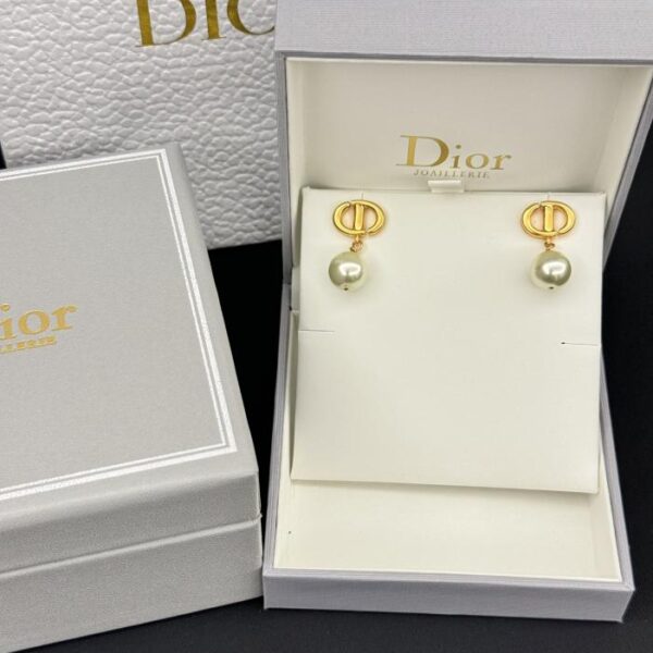 replica,repliche,fake,1:1,earrings,bracelet,ring,jewelry Orecchini con perline pendenti DiorCD (78CA)