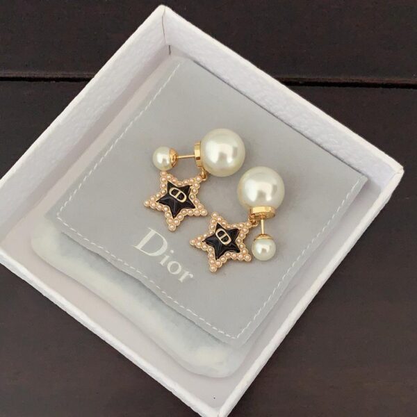 replica,repliche,fake,1:1,earrings,bracelet,ring,jewelry Le ultime perle grandi e piccole di Dior cd perla nera stella a cinque punte (53FA)