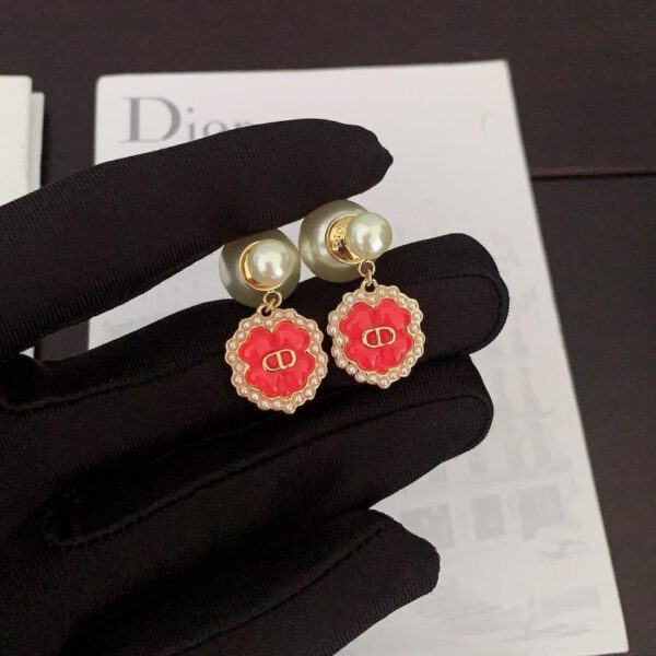 Ultimi orecchini Dior con cd rosso perla (E66C)