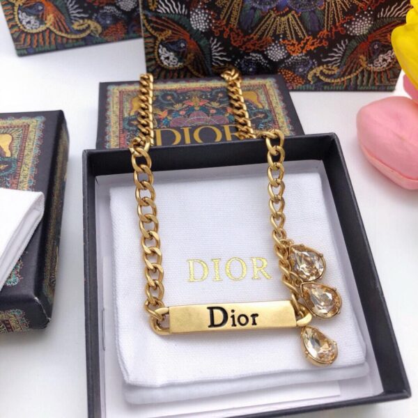 Dior 2022 inizio primavera nuovo prodotto collana con lettera JADIOR gocciolante di cristalli ️(DC44)
