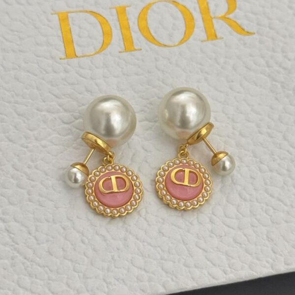 Orecchini con perle di vetro Dior rosa D (0EDD)