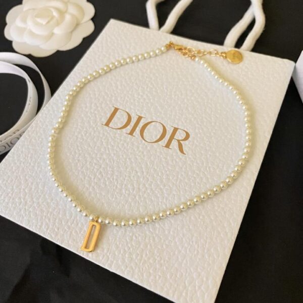 replica,repliche,fake,1:1,earrings,bracelet,ring,jewelry Collana di perle lucide Dior (A18E)