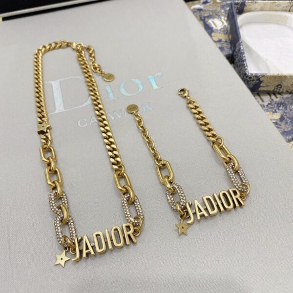 Nuovo prodotto DIOR Collana logo JADI0R (56EA)