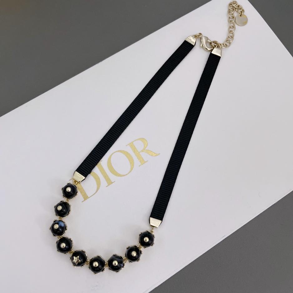 replica,repliche,fake,1:1,earrings,bracelet,ring,jewelry Choker Dior con nove nastri di pietre nere (6AD0) replica,repliche,fake,1:1,earrings,bracelet,ring,jewelry Choker Dior con nove nastri di pietre nere (6AD0)