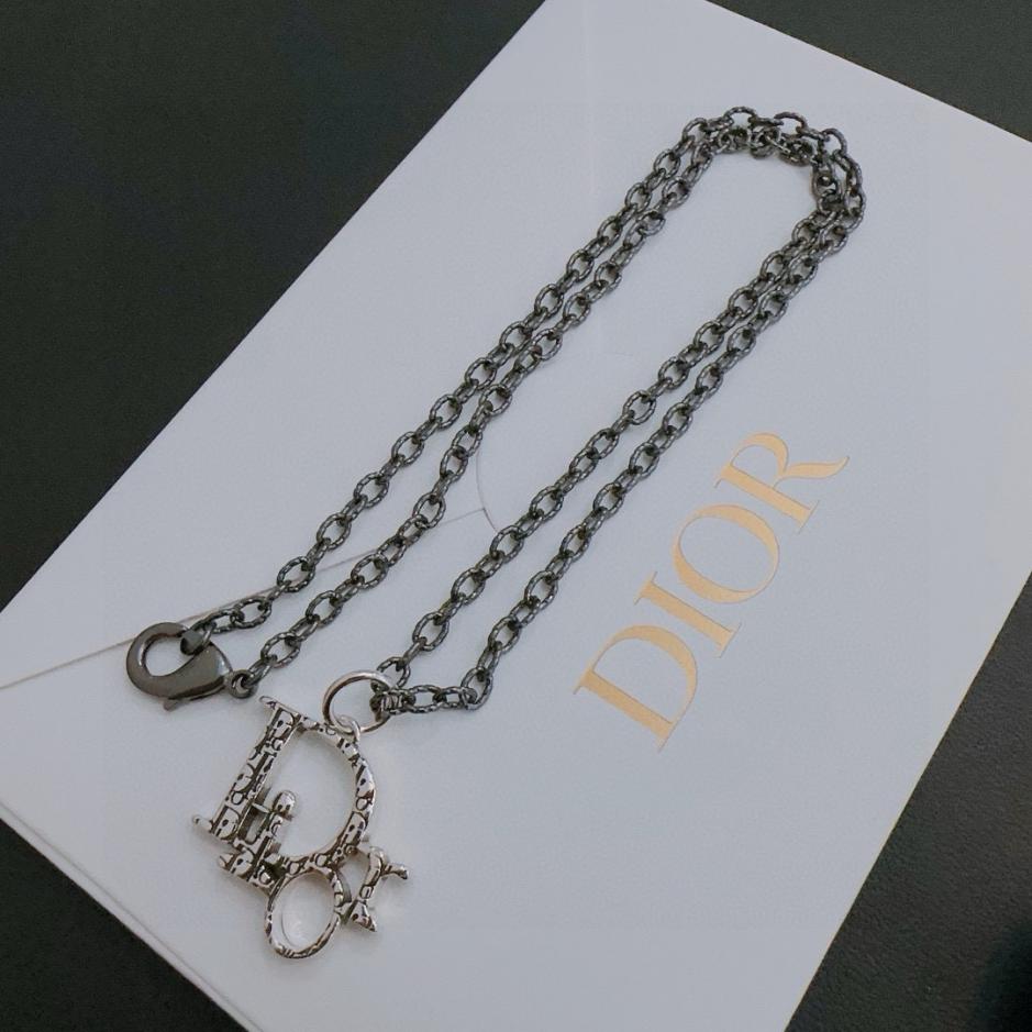replica,repliche,fake,1:1,earrings,bracelet,ring,jewelry DIOR nuova collana RW contatore nuovo modello coppia (A856) replica,repliche,fake,1:1,earrings,bracelet,ring,jewelry DIOR nuova collana RW contatore nuovo modello coppia (A856)