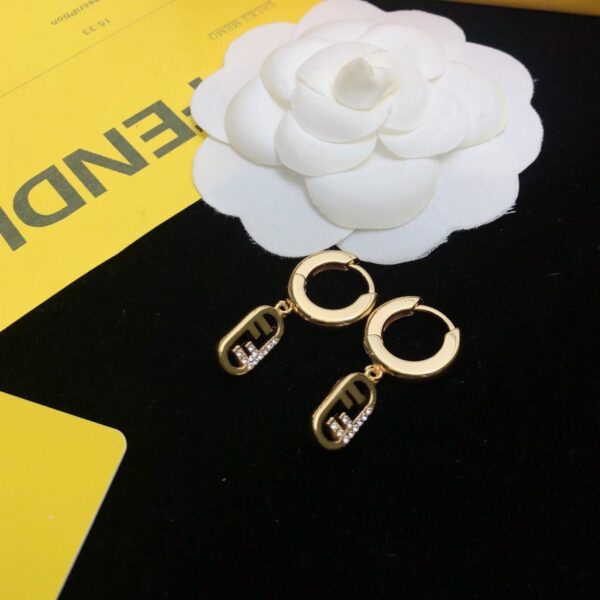 replica,repliche,fake,1:1,earrings,bracelet,ring,jewelry Orecchini FENDI logo (9AC4)