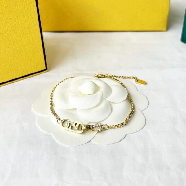 replica,repliche,fake,1:1,earrings,bracelet,ring,jewelry FENDI nuovo O”Lock(ED1F)
