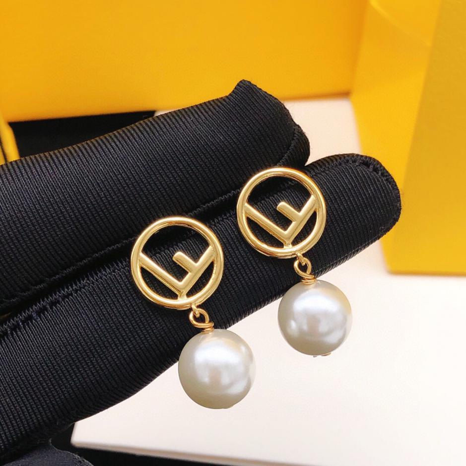 replica,repliche,fake,1:1,earrings,bracelet,ring,jewelry Orecchini Fendi con perle (50C6) replica,repliche,fake,1:1,earrings,bracelet,ring,jewelry Orecchini Fendi con perle (50C6)
