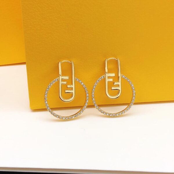 replica,repliche,fake,1:1,earrings,bracelet,ring,jewelry Ganci per orecchie Fendi con diamanti tondi (C2B6)