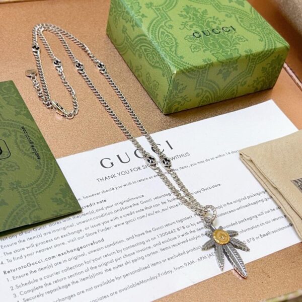 replica,repliche,fake,1:1,earrings,bracelet,ring,jewelry L’ultima catena di prodotti Gucci serie Anger Forest collana doppia G 36B7)