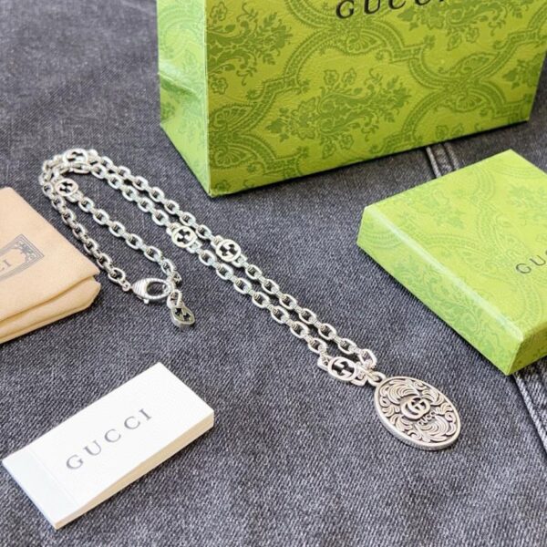 replica,repliche,fake,1:1,earrings,bracelet,ring,jewelry Collana Gucci ultima catena da uomo per abbinare il temperamento degli abiti più famosi (D12B)