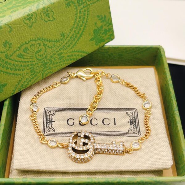 replica,repliche,fake,1:1,earrings,bracelet,ring,jewelry Bracciale Gucci con chiave doppia G in cristallo(4894)