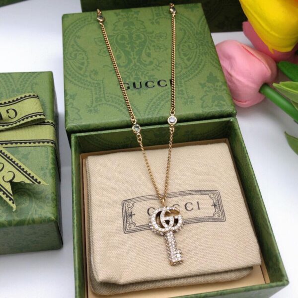 replica,repliche,fake,1:1,earrings,bracelet,ring,jewelry Collana Gucci con chiave doppia G in cristallo (F8BE)